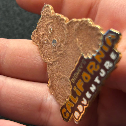 2001 - Bear - Disneys California Adventure - DLR - Fuzzy, Multi Textured - Disney Pin