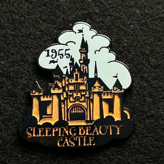 2001 - Sleeping Beauty - Castle - Disney Pin