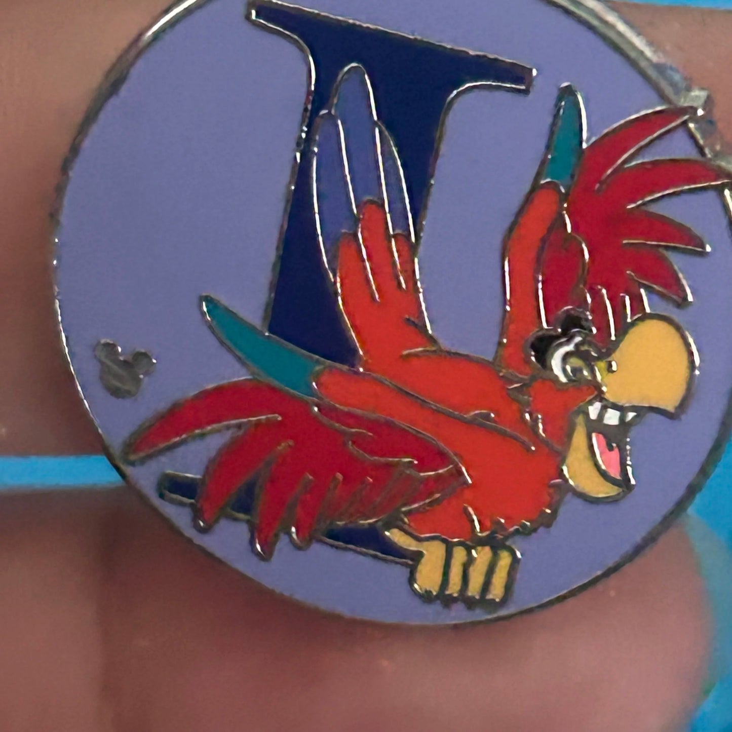 2009 - Iago - Aladdin - Hidden Mickey - Letter I - Disney Pin