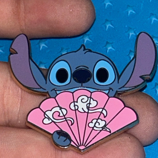 2024 - Stitch - Character Fan Series - Mystery Pin