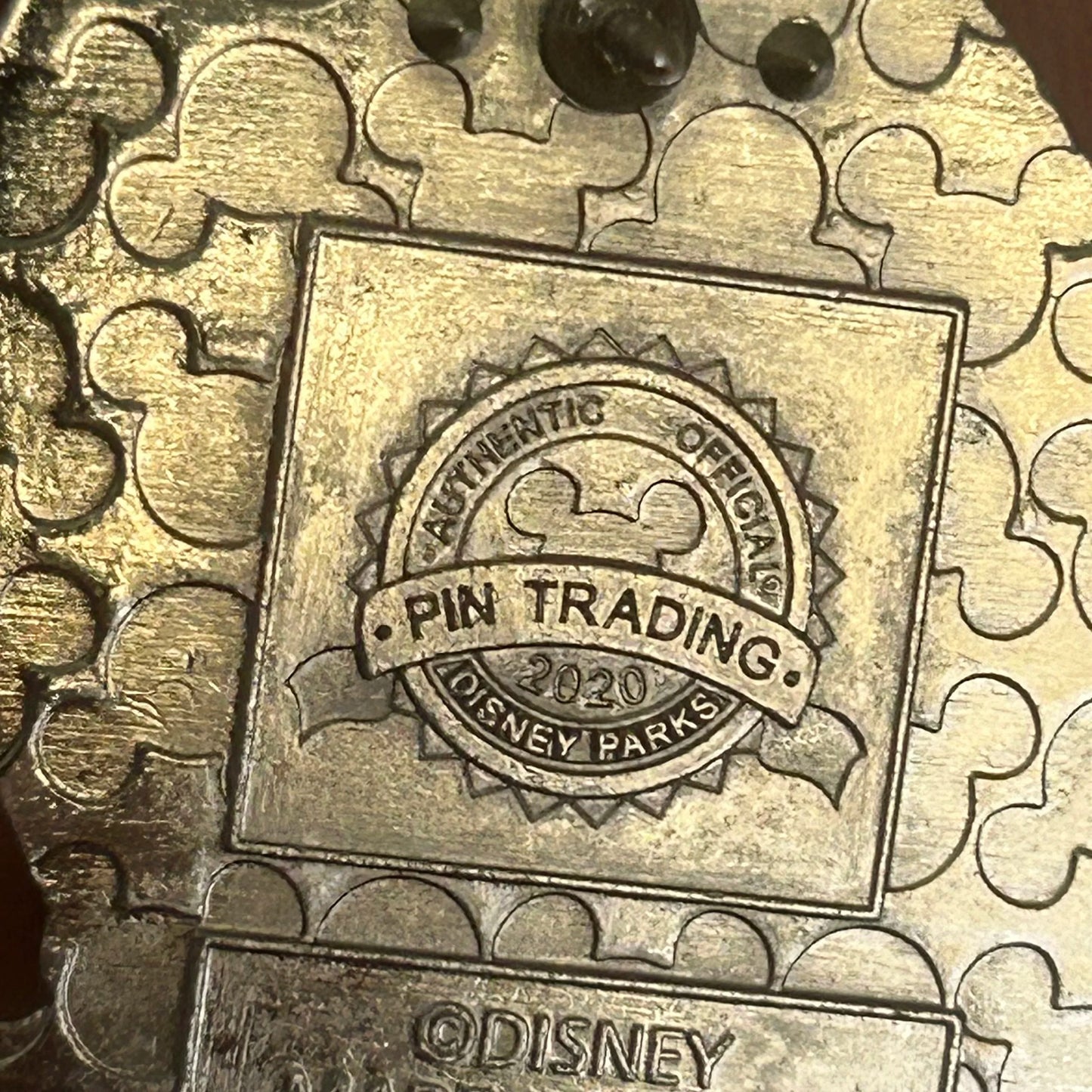 2020 - Minnie Mouse - Brilliant - United Kingdom - EPCOT - Corgi - Disney Pin