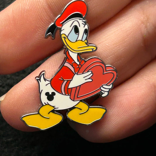 2025 - Donald Duck - Valentines Day - Holiday Series - Hidden Disney Pin