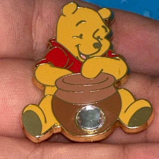 2002 - Winnie the Pooh - April Birthstone - Disney Pin