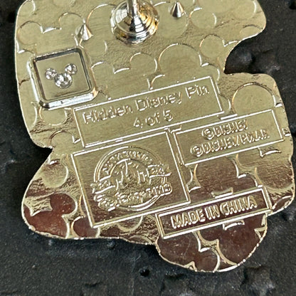 FULL SET - 2024 - Wall-e - Hidden Disney Pins - Mo, Burn-e, Eve, Axiom, Wall-e and Hal