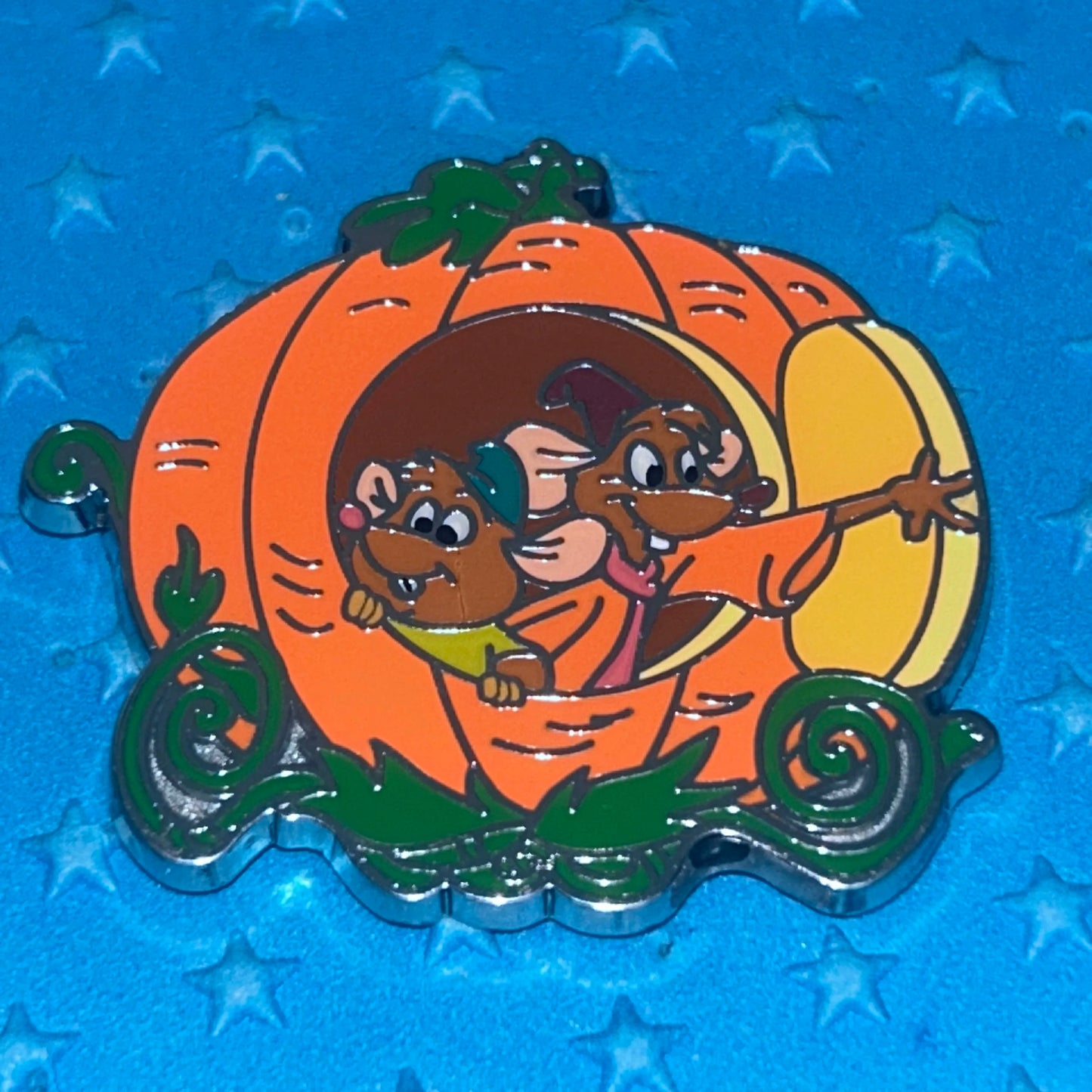 2024 - Jaq and Gus Gus - Cinderella - Pumpkin - Disney Mystery Pin