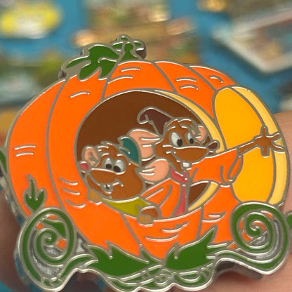 2024 - Jaq and Gus Gus - Cinderella - Pumpkin - Disney Mystery Pin