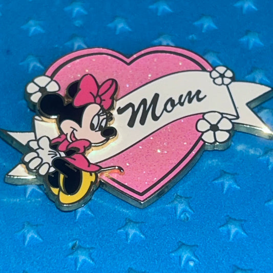 2006 - Minnie Mouse - Mom - Pink Glitter Heart - Disney Pin