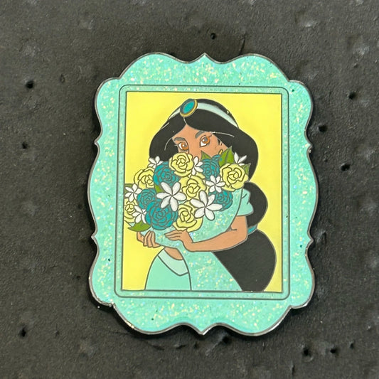 Loungefly - Jasmine - Holding Flowers - Disney Pin