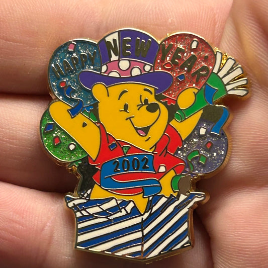 2002 - Winnie The Pooh Happy New Year - Disney Pin