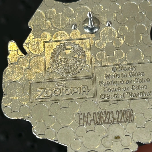 2022 - Officer Pennington - Zootopia Police Department - Mystery Pin