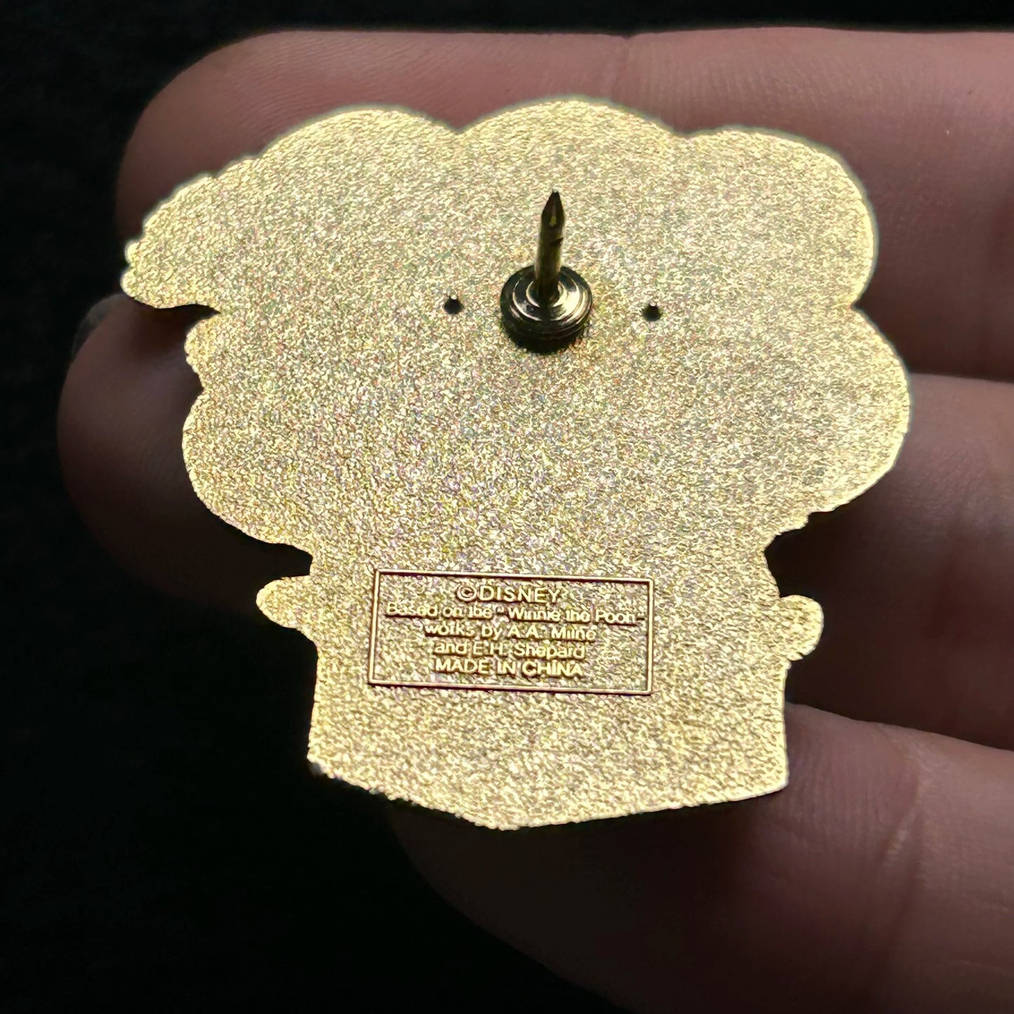 2002 - Winnie The Pooh Happy New Year - Disney Pin