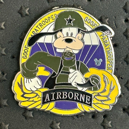 2008 - Goofy - Armed Forced - Airborne - Hidden Mickey - Pin