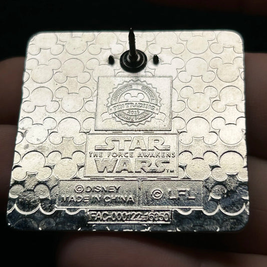 2015 - Finn - Star Wars - The Force Awakens - Disney Pin