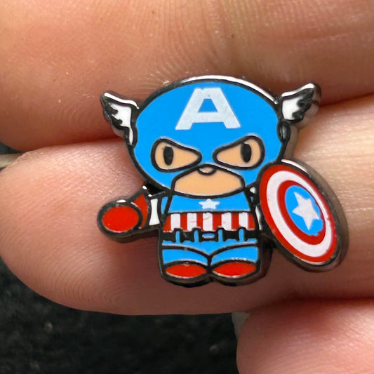 Captain America - Marvel - Avengers - Universal Studios - Tiny Pin