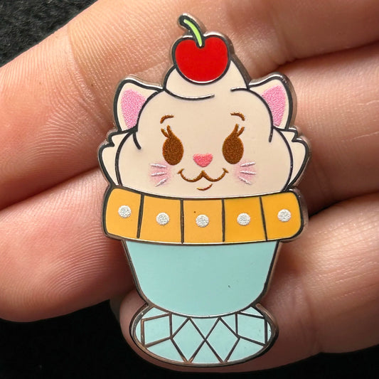 2023 - Duchess - Aristocats - Ice Cream Sundae - Munchling - Mystery Pin