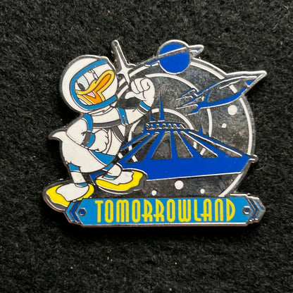 2020 - Donald Duck - Astronaut - Tomorrowland - WDW - Disney Pin
