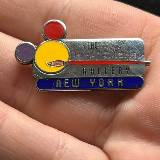 1997 - Vintage - The Walt Disney Gallery - Paint Brush - New York - Disney Pin