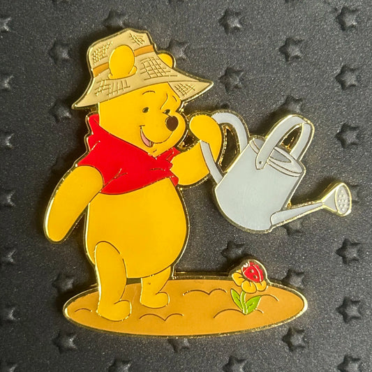 Loungefly - Winnie the Pooh - Gardener - Watering Flower - Disney Pin
