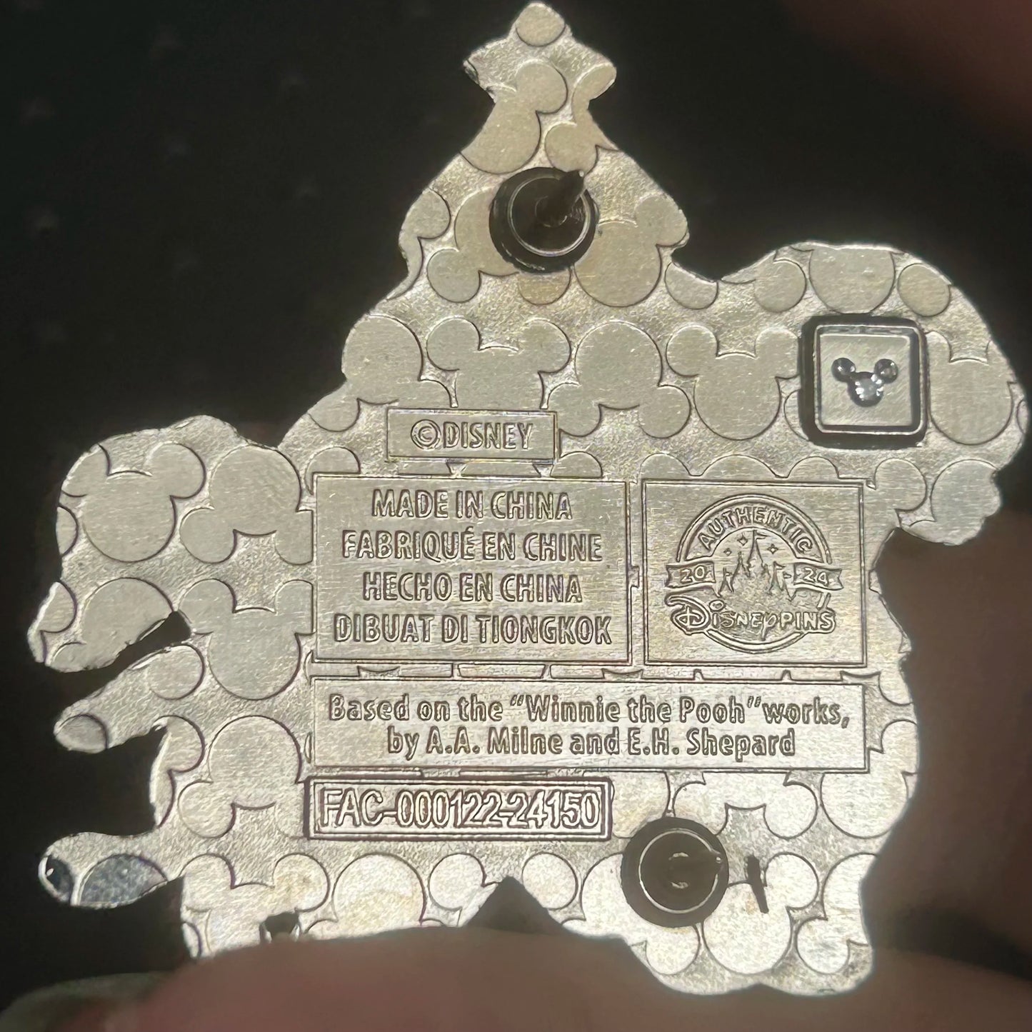 2024 - Winnie the Pooh, Eeyore, and Piglet - Decorating Christmas Tree - Disney Pin