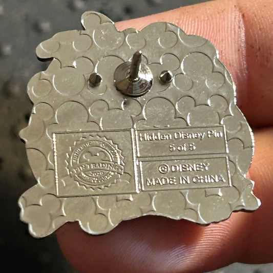2020 - Goofy - DLR - Surfing on a Wave - Hidden Mickey - Disney Pin
