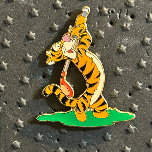2003 - Tigger - Playing Golf - Disney Pin