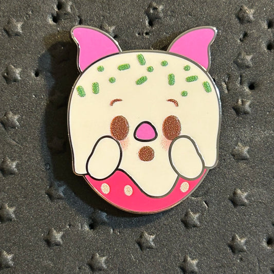 2024 - Piglet - White Chocolate Strawberry Ghost - Munchling - Mystery Pin