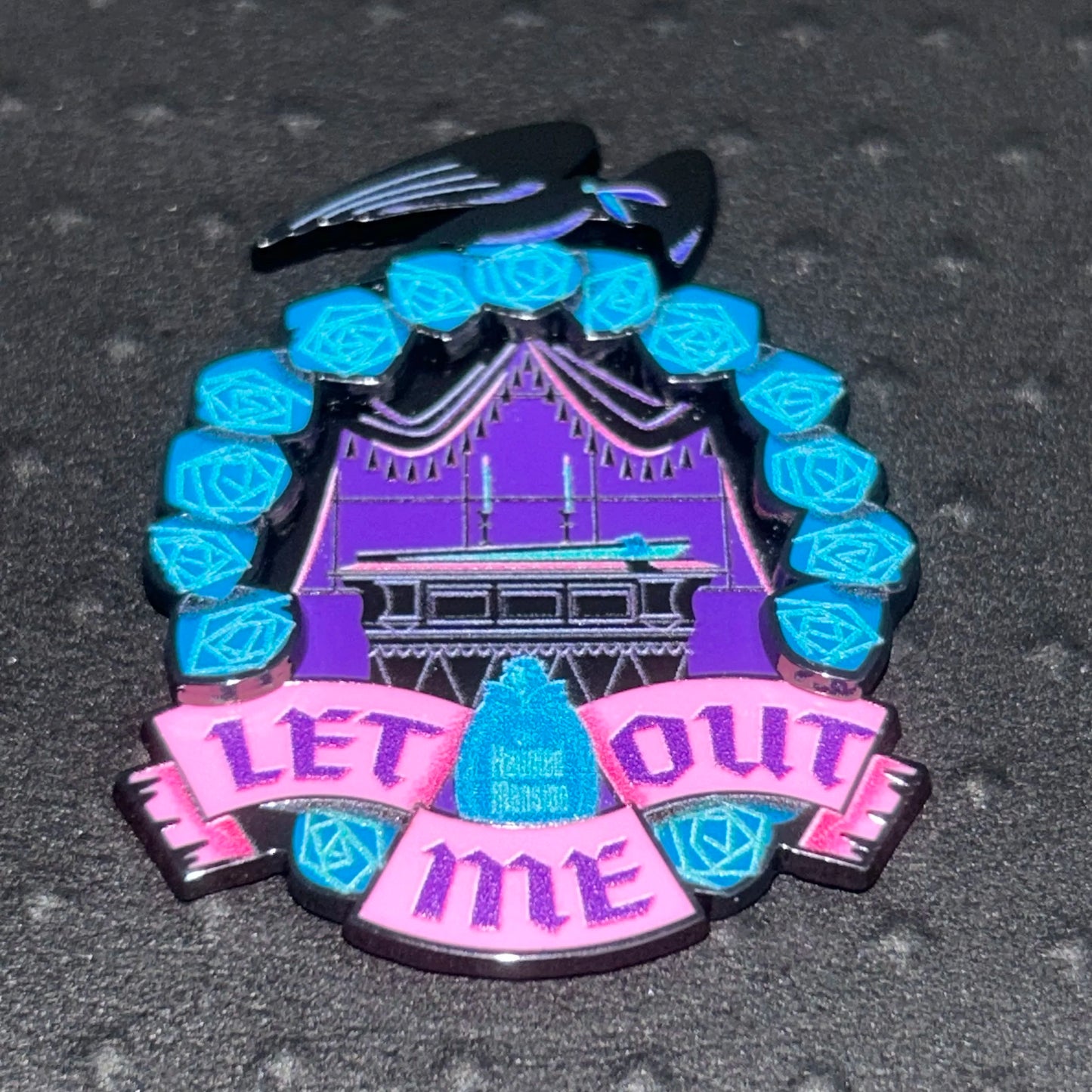 2023 - Let Me Out - Raven - Coffin - Haunted Mansion - Disney Pin