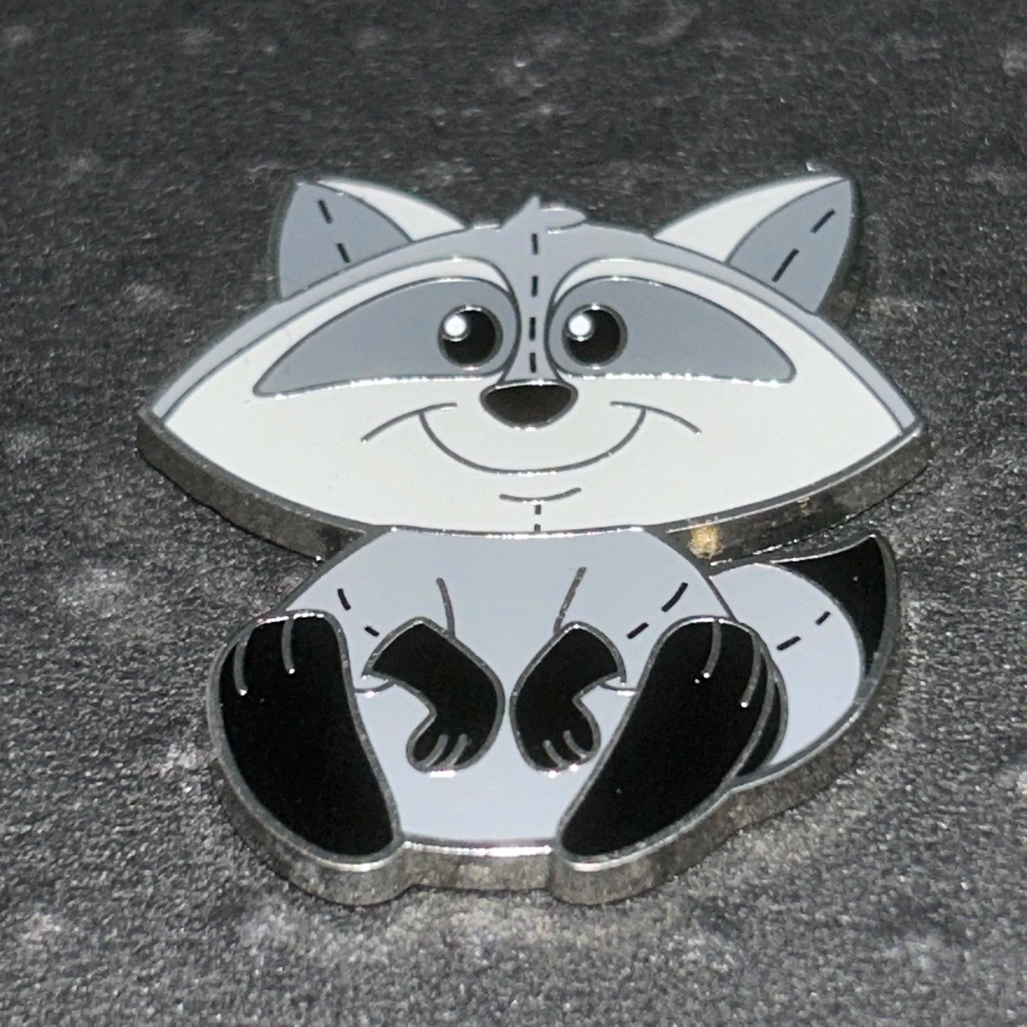2024 - Meeko - Pocahontas - Pixie Plush - Mystery Pin