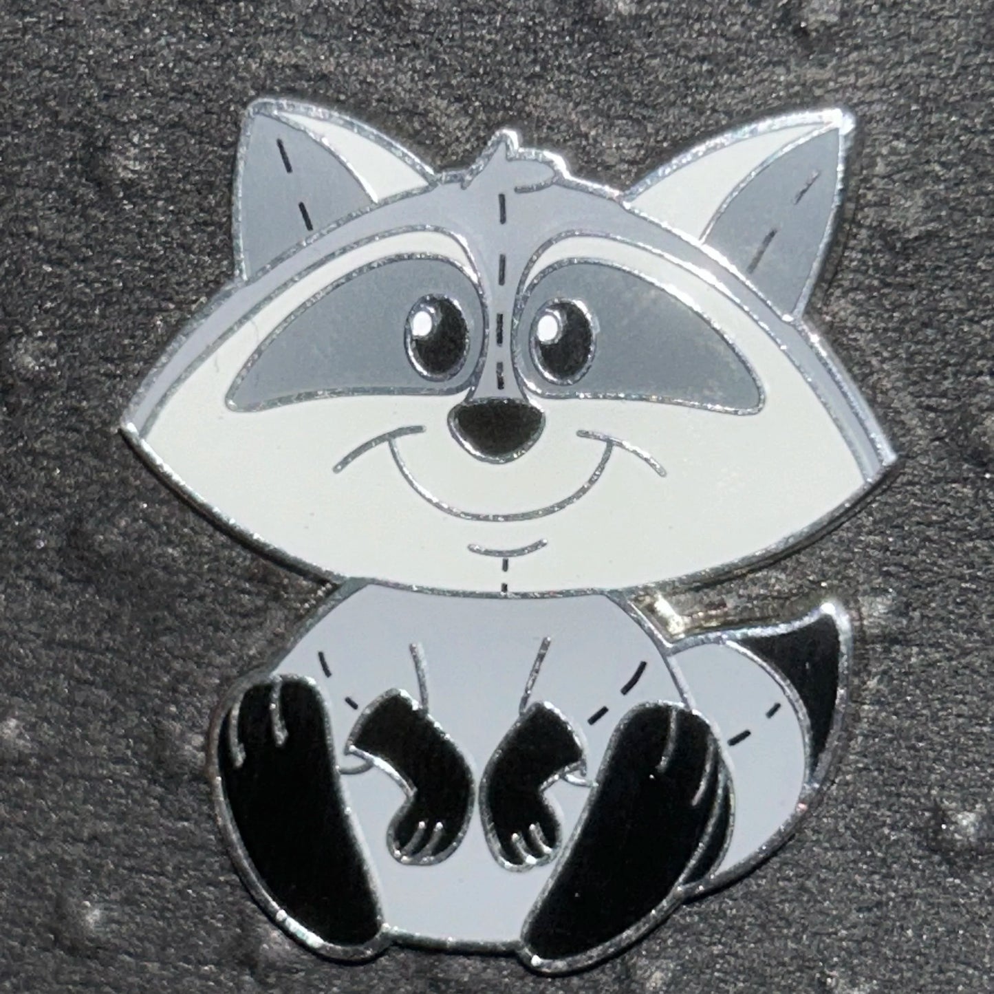 2024 - Meeko - Pocahontas - Pixie Plush - Mystery Pin