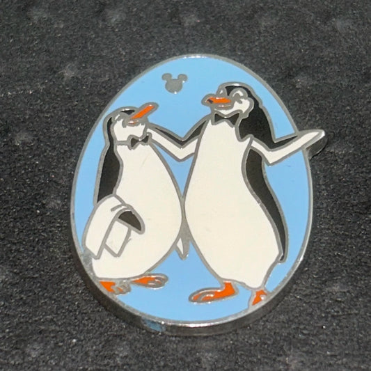 2016 - Penguins - Mary Poppins - Hidden Mickey - Disney Pin
