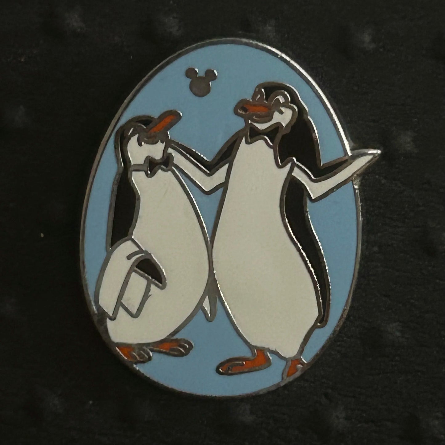 2016 - Penguins - Mary Poppins - Hidden Mickey - Disney Pin