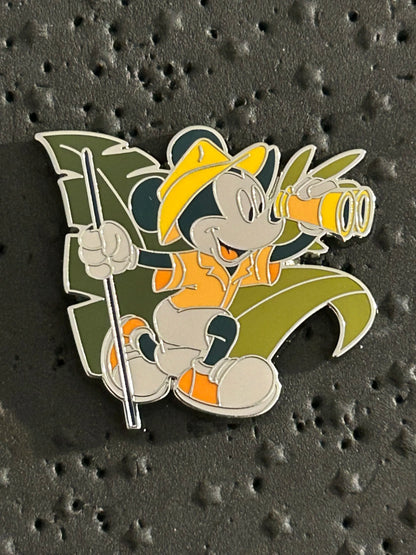 2024 - Mickey Mouse - Explorer - DAK - WDW - Mystery Pin