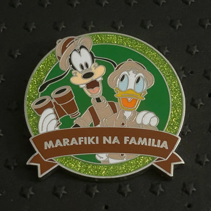 2022 - Donald Duck and Goofy - Friends and Family - Limited Release - Disney Pin