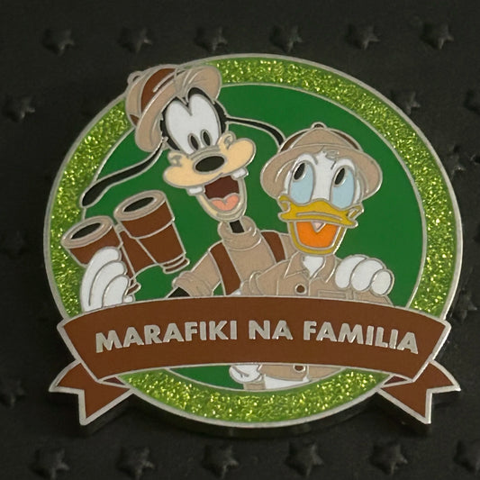 2022 - Donald Duck and Goofy - Friends and Family - Limited Release - Disney Pin