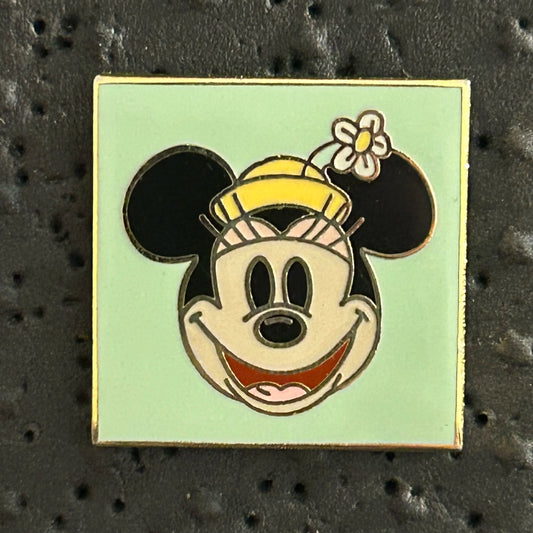 Minnie Mouse - Face and Hat - Disney Pin