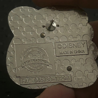 2018 - Minnie Mouse Explorer - Safari - Totally Trekkin’ - Disney Pin