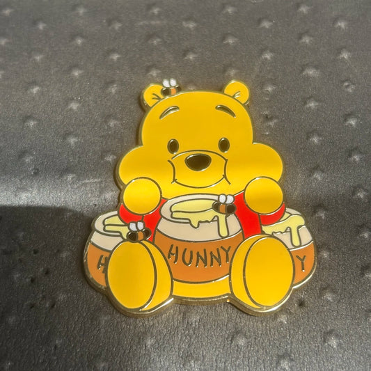 2024 - Winnie the Pooh - Cheeks Full of Hunny - Disney Pin