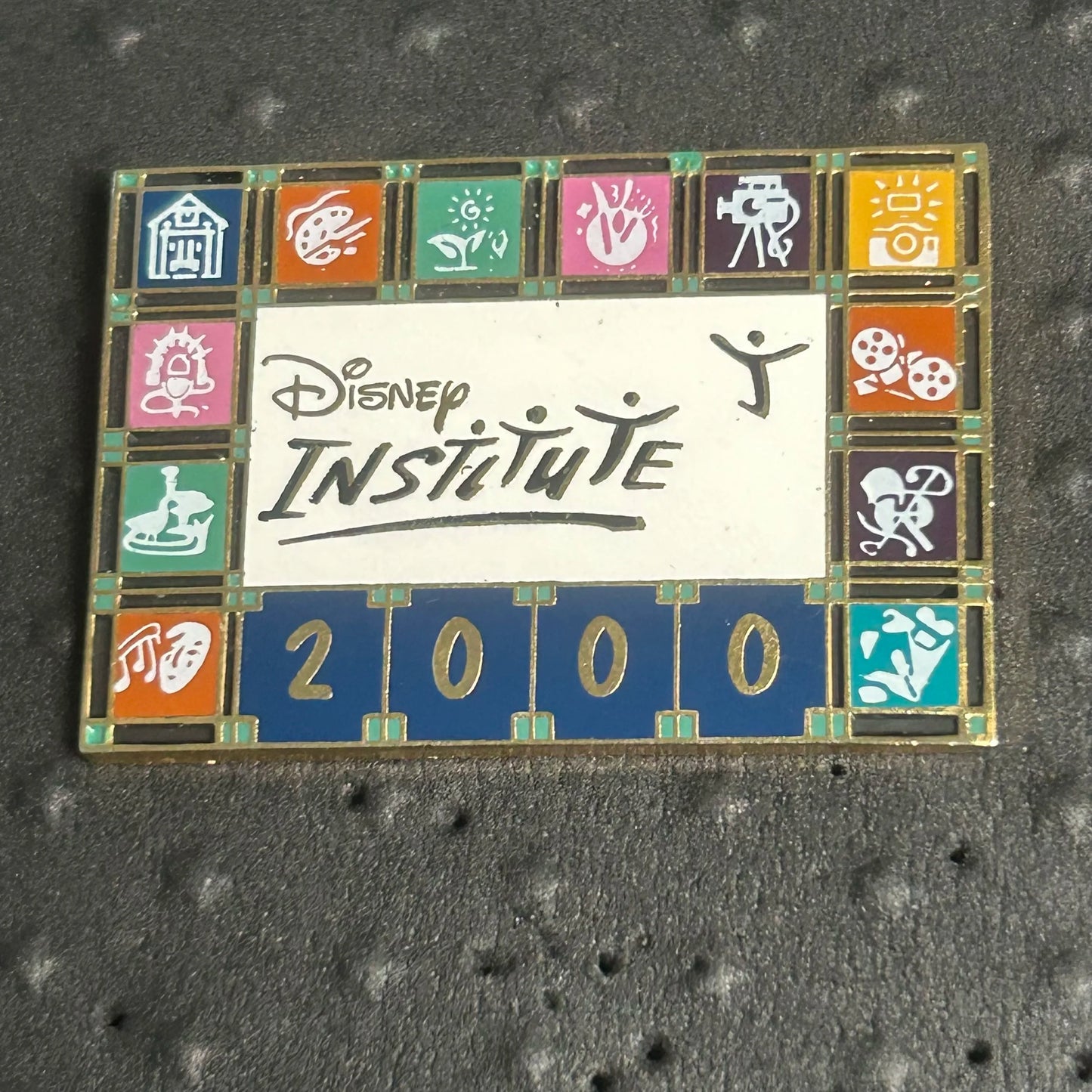 2000 - WDW - Institute - Disney Pin