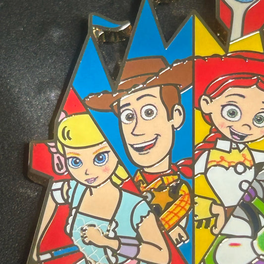 2022 - Jesse, Woody, Bo Peep, Buzz and Forky - Castle Disney Pin