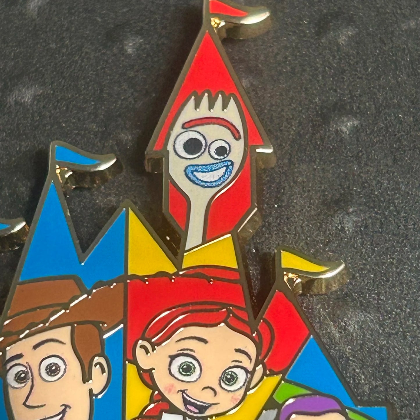 2022 - Jesse, Woody, Bo Peep, Buzz and Forky - Castle Disney Pin
