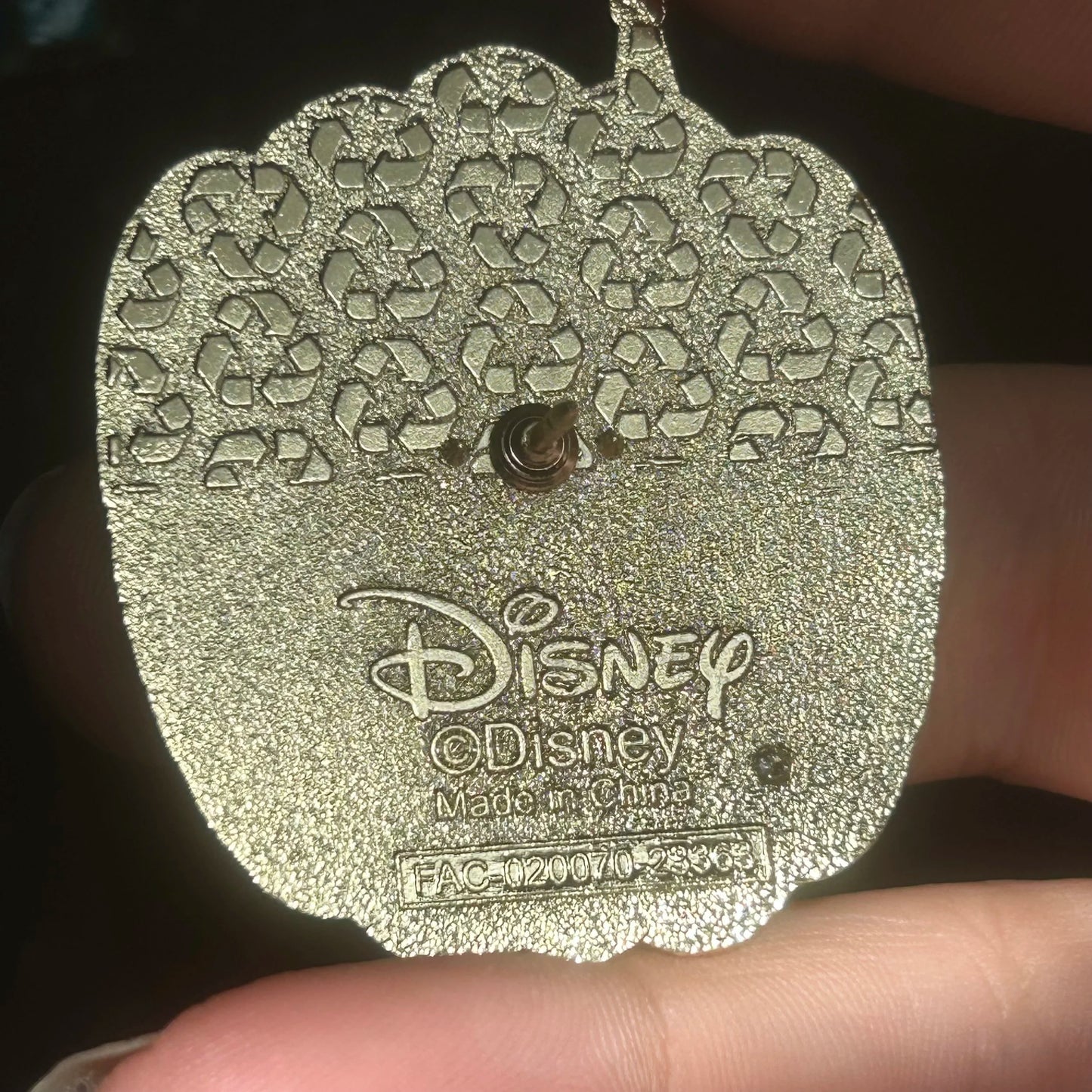 Loungefly - Cinderella - Holding Glass Slipper - Castle Portrait - Pumpkin - Disney Pin