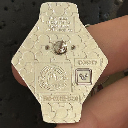 2024 - Queen of Hearts - Alice in Wonderland - Mystery Pin