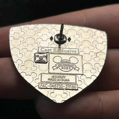 2023 - Recreation - Life Raft - Cast Exclusive - Disney Pin