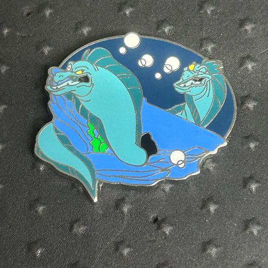 2012 - Flotsam and Jetsam - The Little Mermaid - Booster Set - Pin