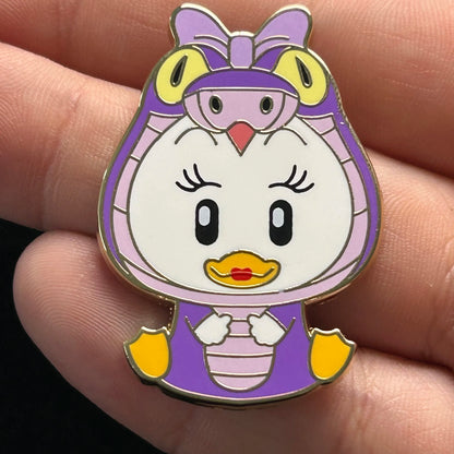 2025 - Daisy Duck - Lunar New Year - Year of the Snake - Adorb - WDI - LE 400 - Disney Pin