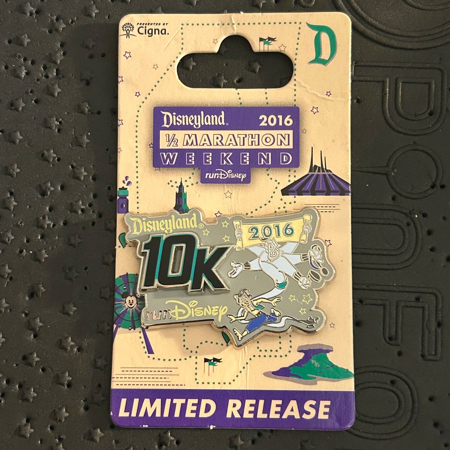 2016 - Genie and Aladdin - runDisney - 10k - LR - Disney Pin
