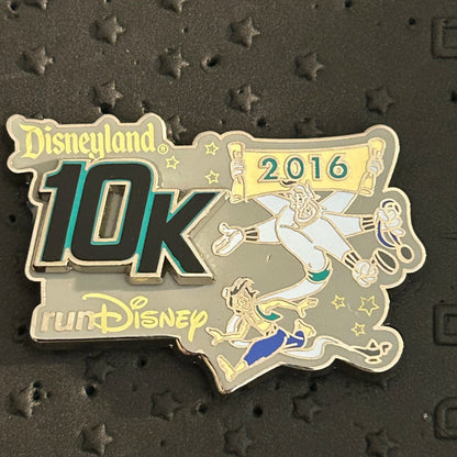 2016 - Genie and Aladdin - runDisney - 10k - LR - Disney Pin