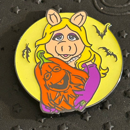 2024 - Ms Piggy - And Kermit as Pumpkin - Muppets - Halloween - Disney Pin