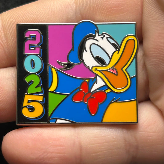 2025 - Donald Duck - Smile - Starter Series - Disney Pin