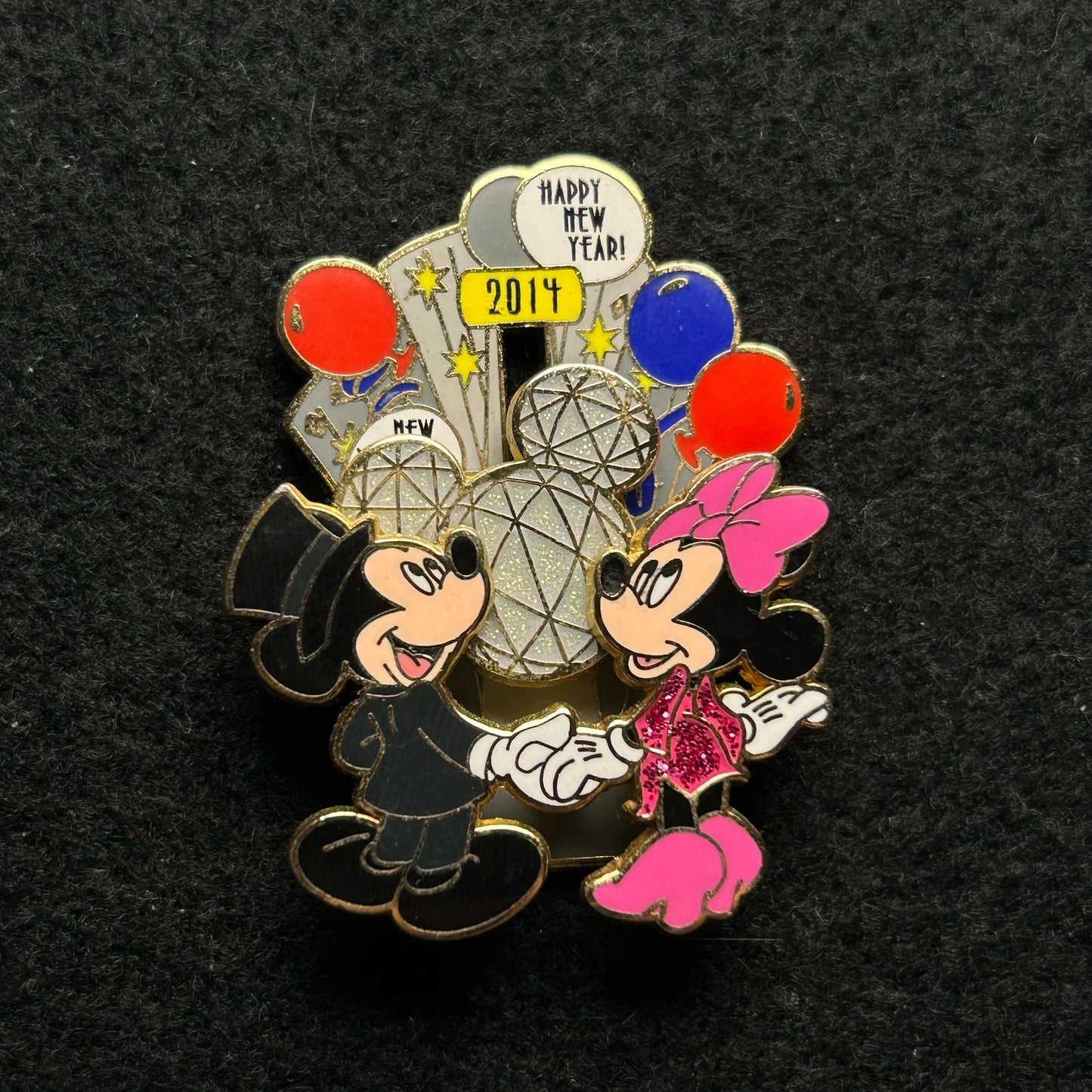 2013 - Mickey and Minnie - New Years - EPCOT Ball - Slider - LE 4,000 - Disney Pin
